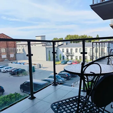 Red Kot Lisia 12 Apartment Zielona Gora  Exterior photo